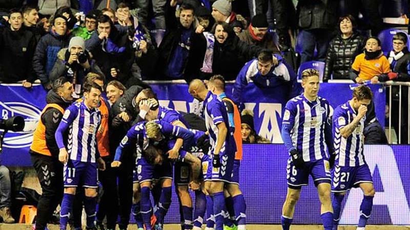 Reach Copa Del Rey Final barc vs Alaves 2017